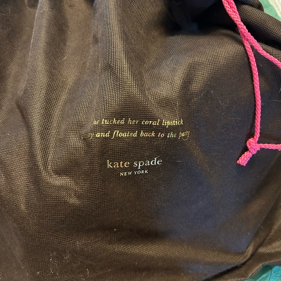 Kate Spade Red Leather Shoulder Bag with Textured Finish and Gold Accents - Picture 2 of 13